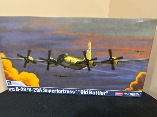 Academy 1/72 B-29A Superfortress "Old Battler"
