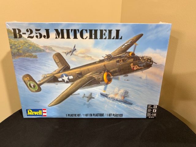 Revell 1/48 B-25J Mitchell